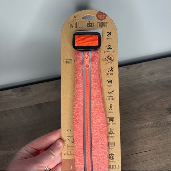 Brand new FitZip exercise waist pouch bag - Picture 5 of 6